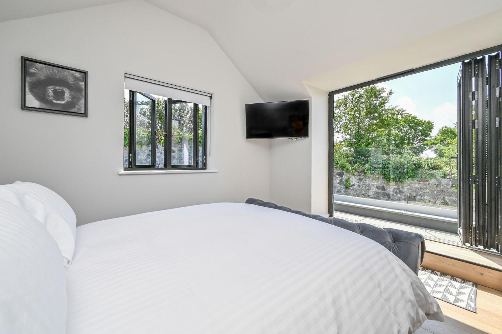 فيلا 1 The Nest - Luxury Modern House Nr Beach & Bars With Sea Views & Free Parking تشارلزتاون المظهر الخارجي الصورة